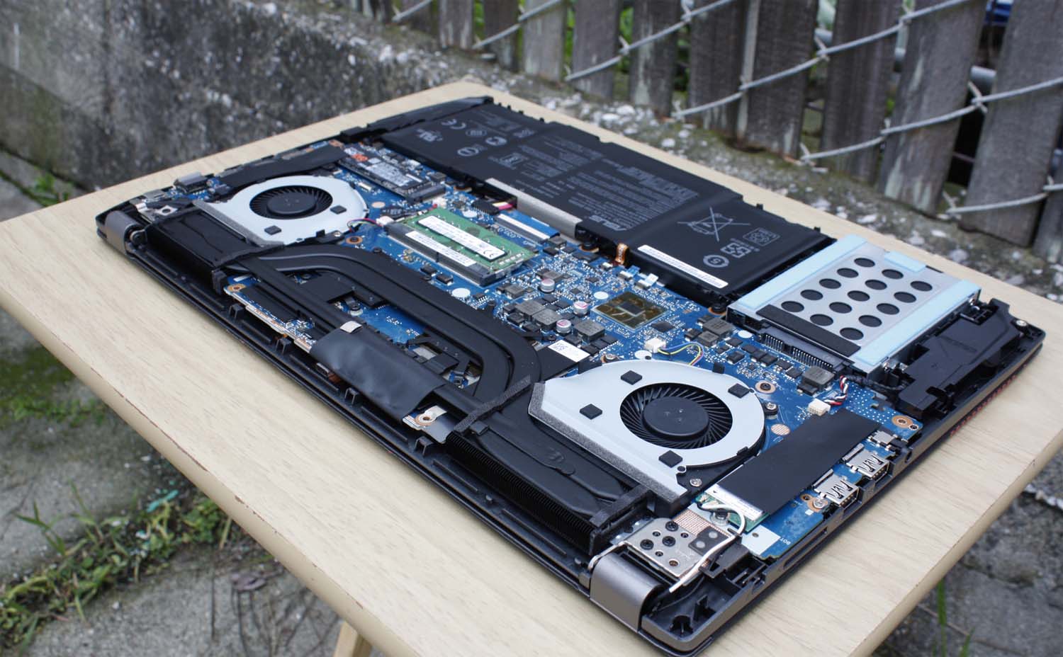 Замена или ремонт видеочипа ноутбука Compaq в Калининграде